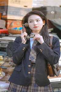 热门作品穿越成孤儿后，我用商城养全家