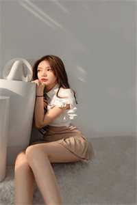 精品女奴系统：我在末世开后宫