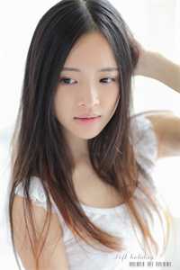 全文不是吧！，开局被美少女倒贴