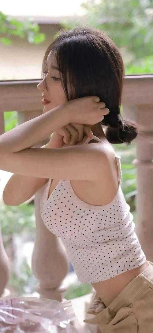 鸽子蛋大小钻戒