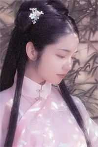 穿成农家女，她假扮男人纵横官场
