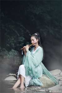 拒绝当舔狗，同居小可爱爆杀校花