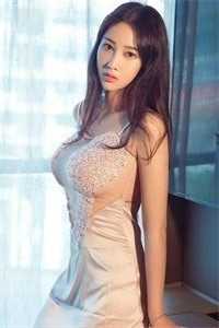 一个甜甜的微笑