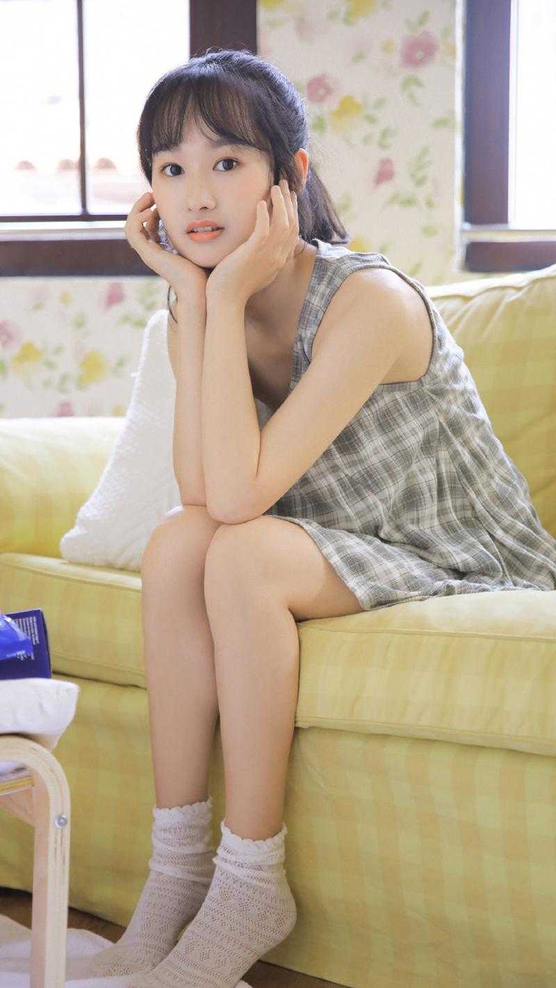 池清浅的身前