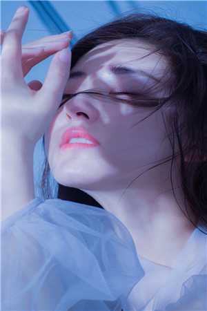 整个人越来越瘦