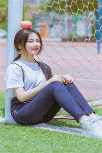 书房书架后面