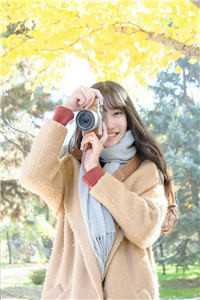 姐姐眼睛里