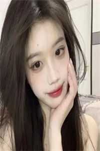 两个漂亮的年轻姑娘