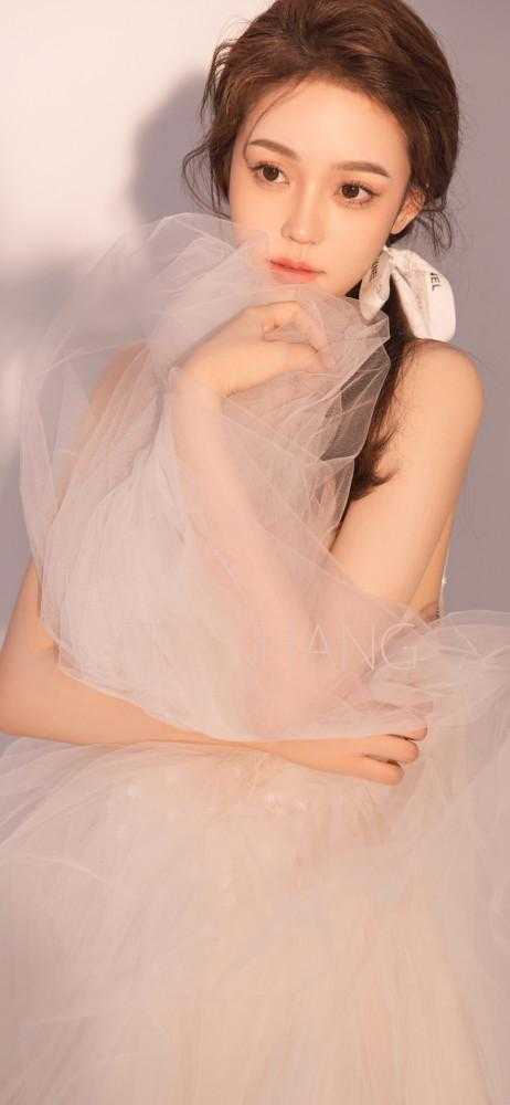 婚礼现场，大美人她喜提绿帽