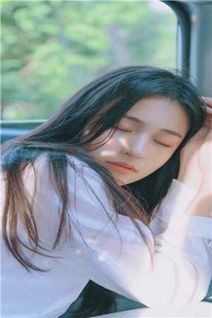 畅销小说推荐和她不期而散